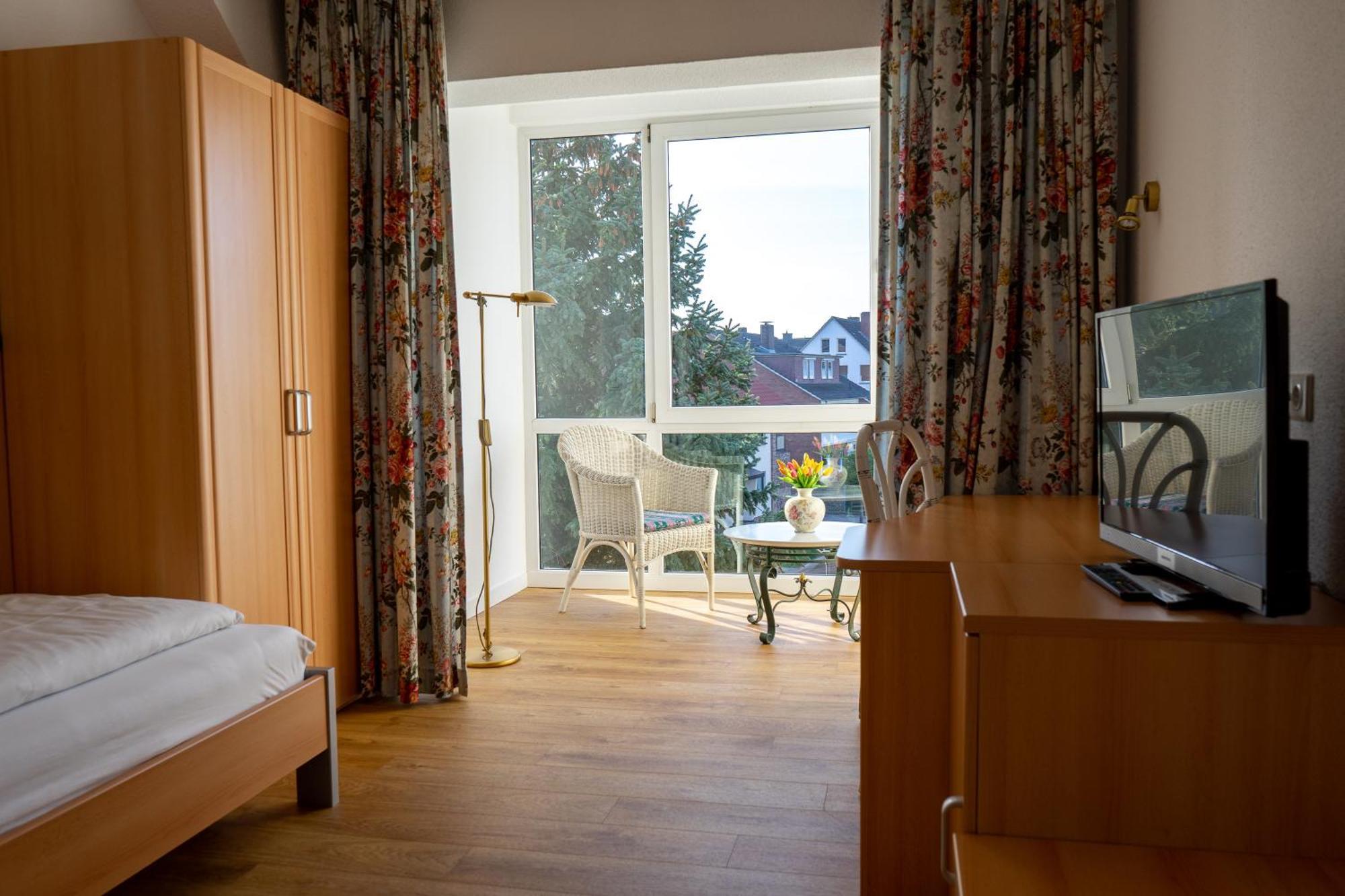 Klusenhof 3*